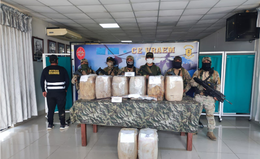 Vraem: Destruyen ocho laboratorios rústicos para elaborar droga en Llochegua