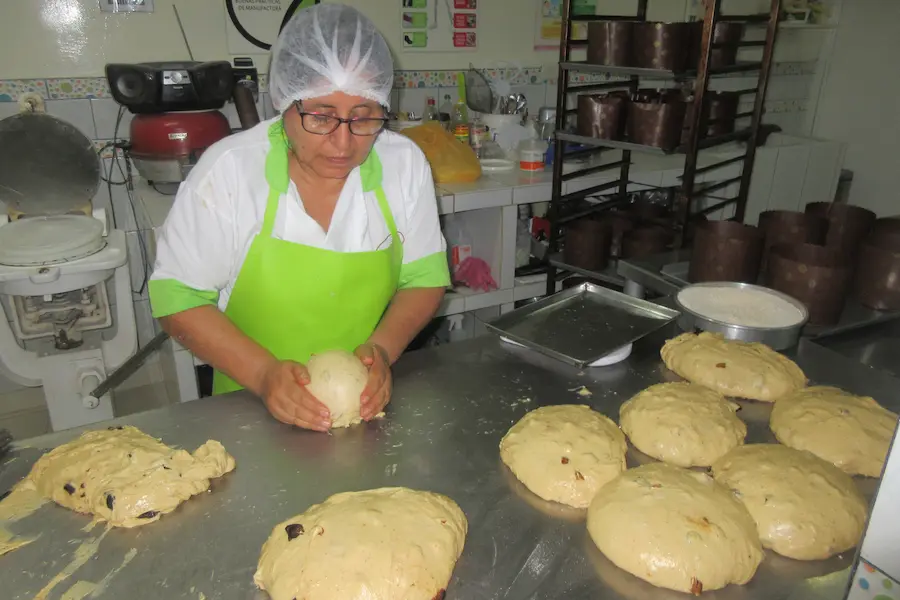 Tingo María: Panadería innova panetones con productos locales