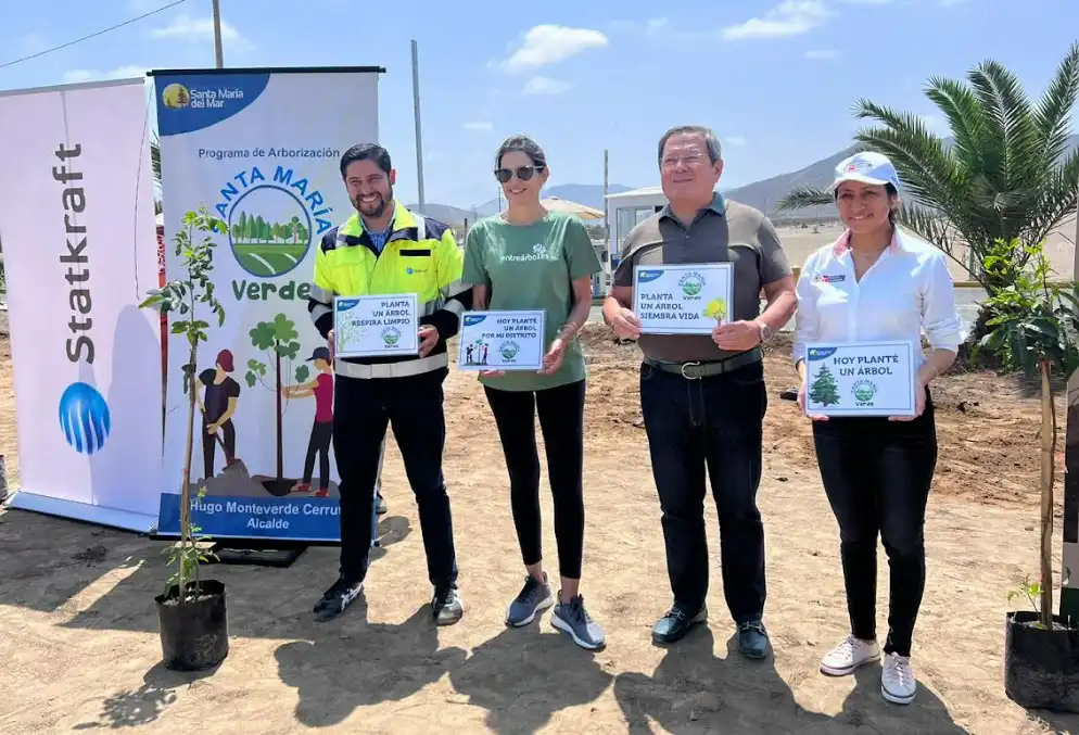 Lima: Realizan campaña de arborización en Santa María del Mar