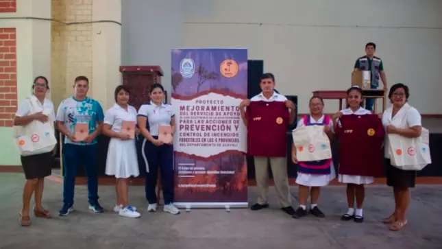 Los alumnos adquirieron conocimientos sobre las consecuencias de los incendios forestales (foto: Gore Ucayali).