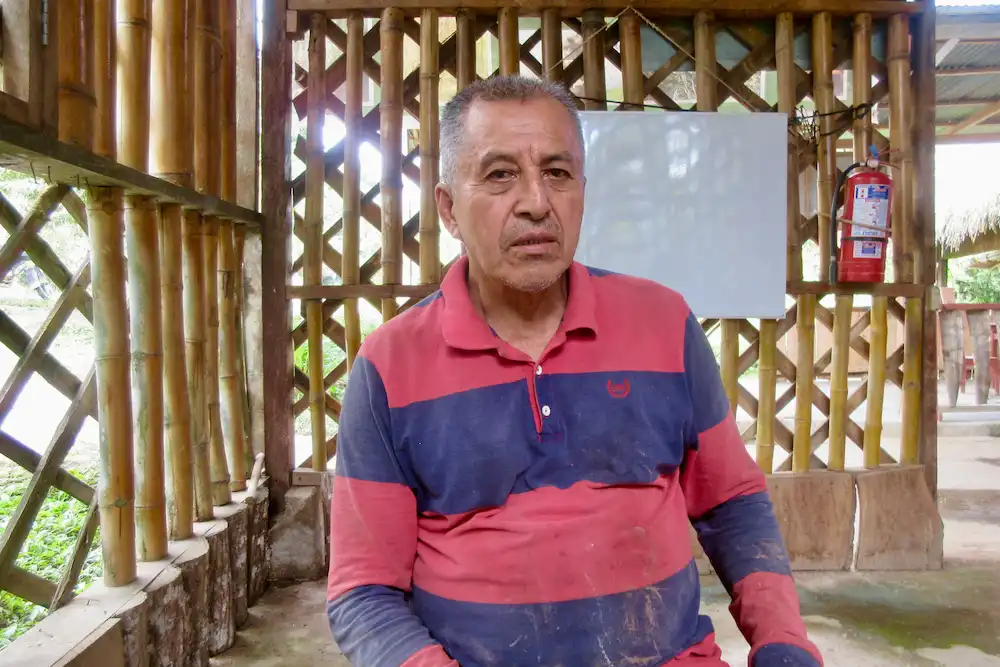 Alcelmo Cenepo, ex teniente gobernador de la localidad, teme desborde de la laguna.