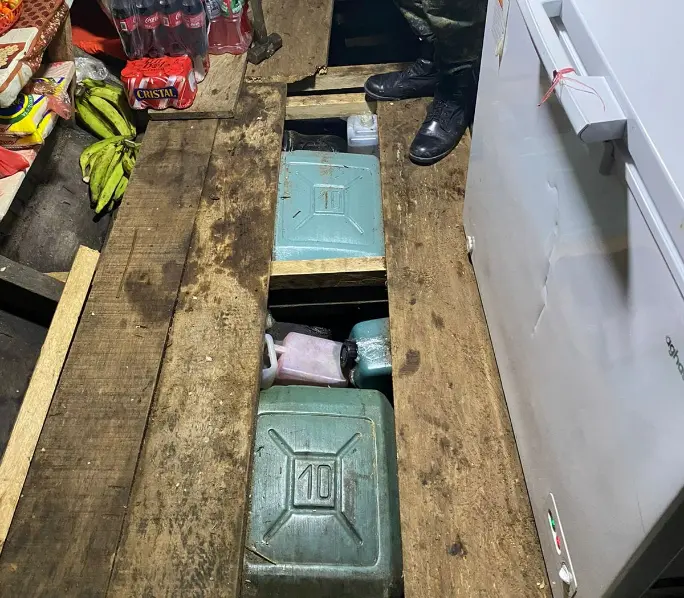 Loreto: Sentencian a dos personas por tráfico ilícito de insumos para minería ilegal