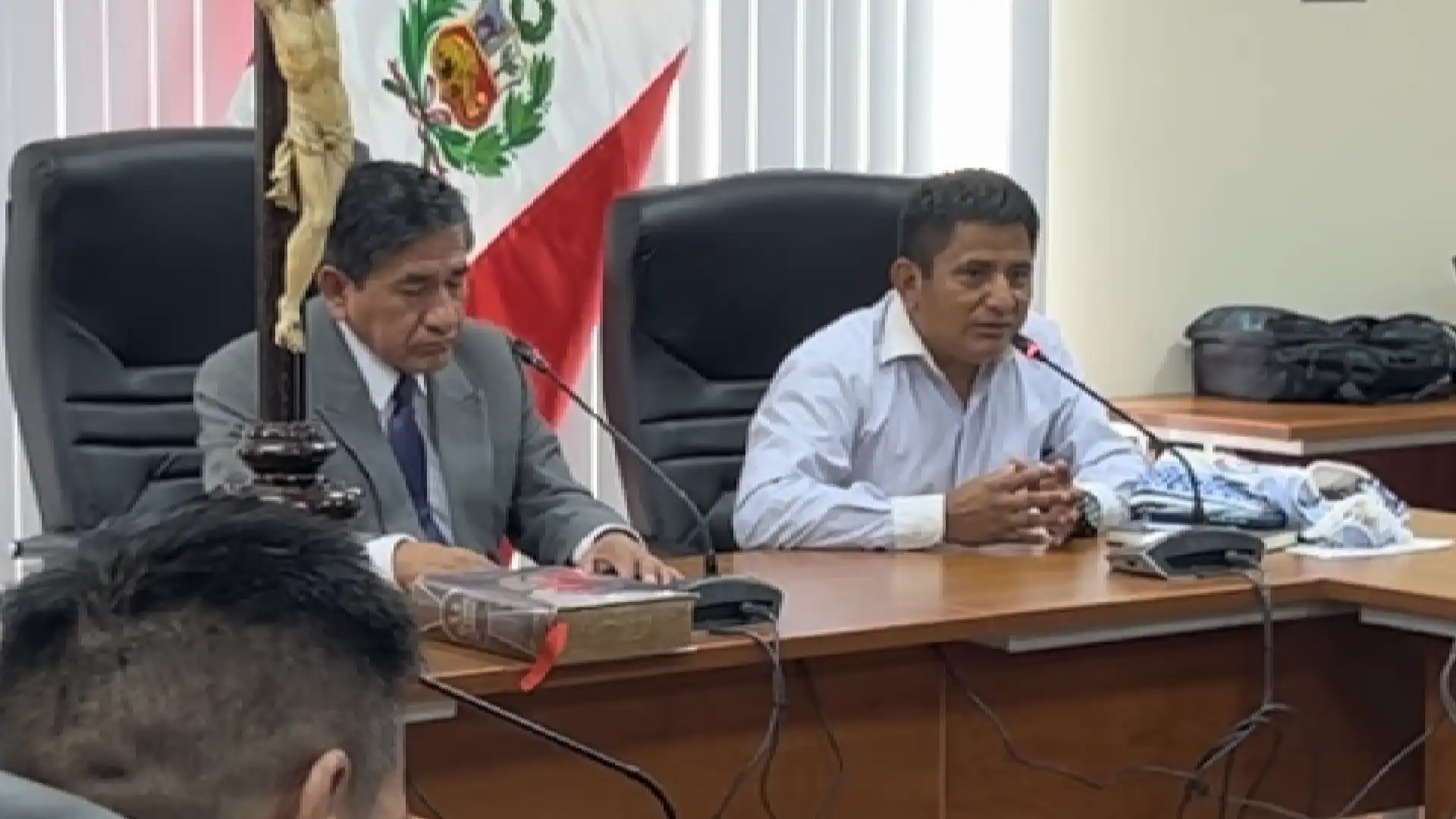 Apolinario mencionó las necesidades y dificultades de las comunidades nativas.