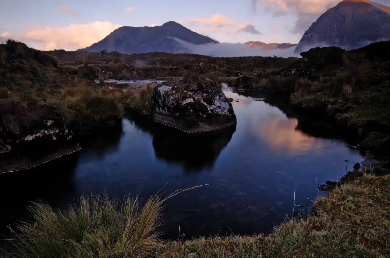 “Un lugar místico oculto entre las nubes y las montañas”
