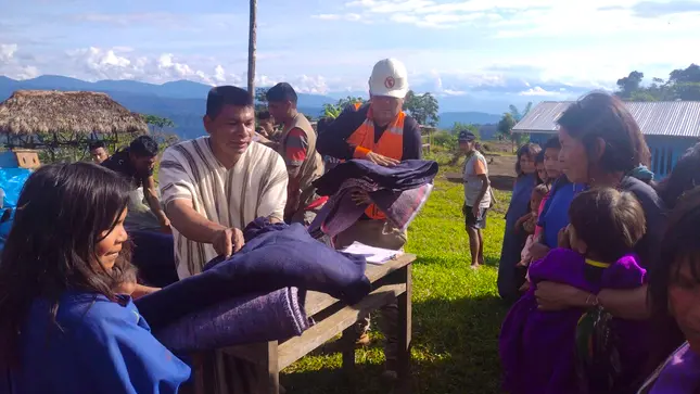 Autoridades llevaron ayuda y compromisos de construcción que, hasta la fecha, no se han ejecutado. (Foto: Municipalidad de Satipo).