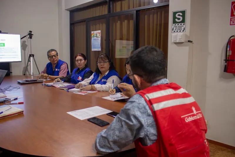 Autoridades de Qali Warma y Defensoría del Pueblo en Huánuco se reunieron para fortalecer la vigilancia alimentaria de los alumnos. (Foto: Qali Warma).