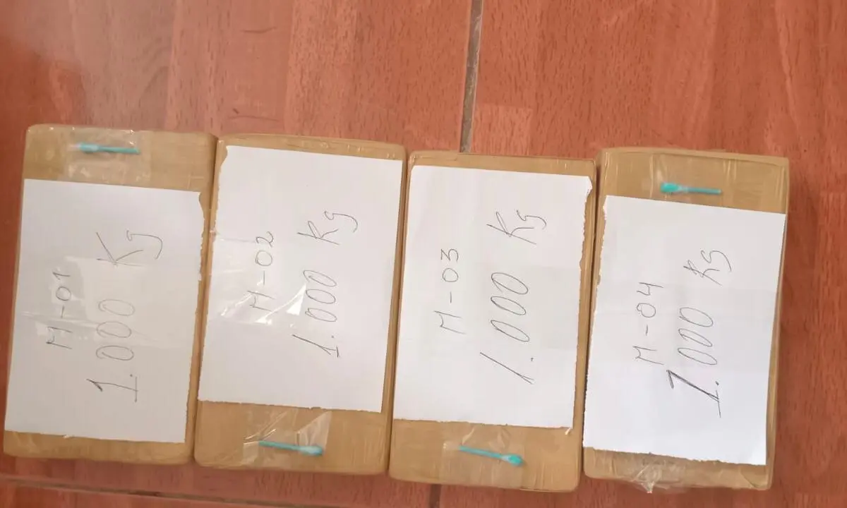 Huánuco: Policías encuentran cuatro kilos de cocaína en mototaxi en Tingo María