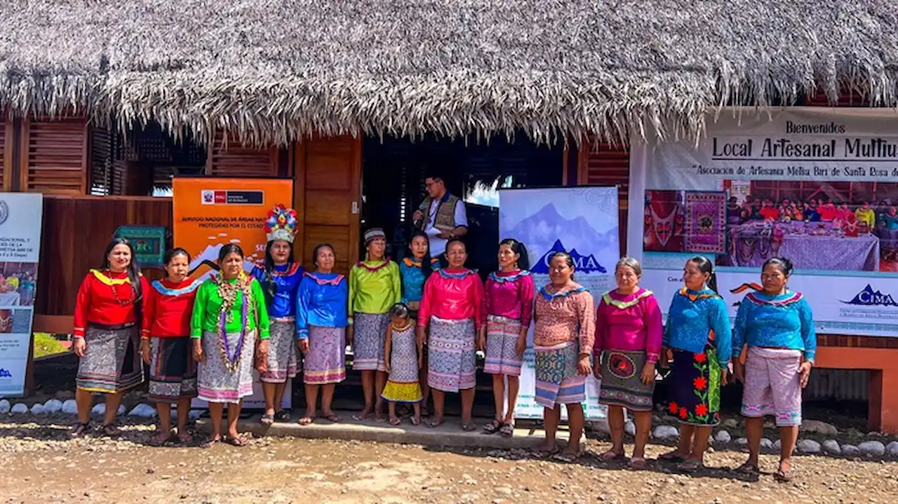 Ucayali: Entregan local artesanal a mujeres Shipibo-Konibo