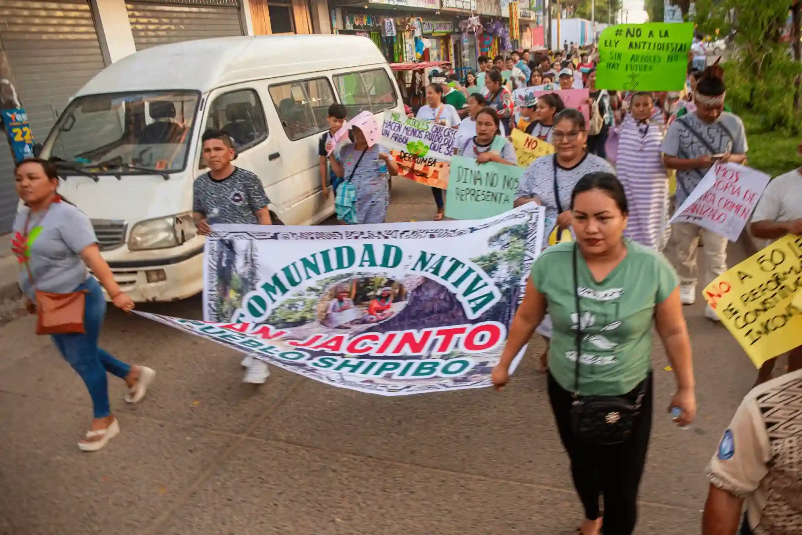 Madre de Dios: Pueblos indígenas participaron en marcha nacional en rechazo a congresistas