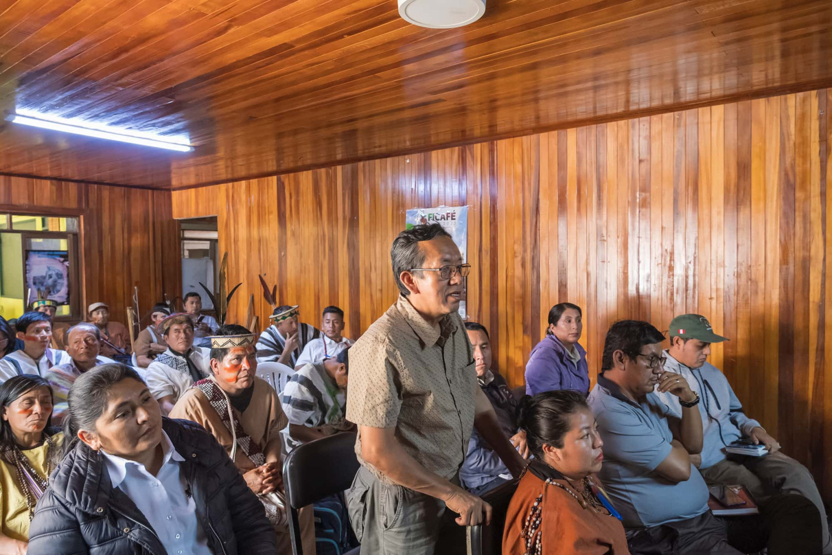 Organizaciones indígenas en busca de la solución.