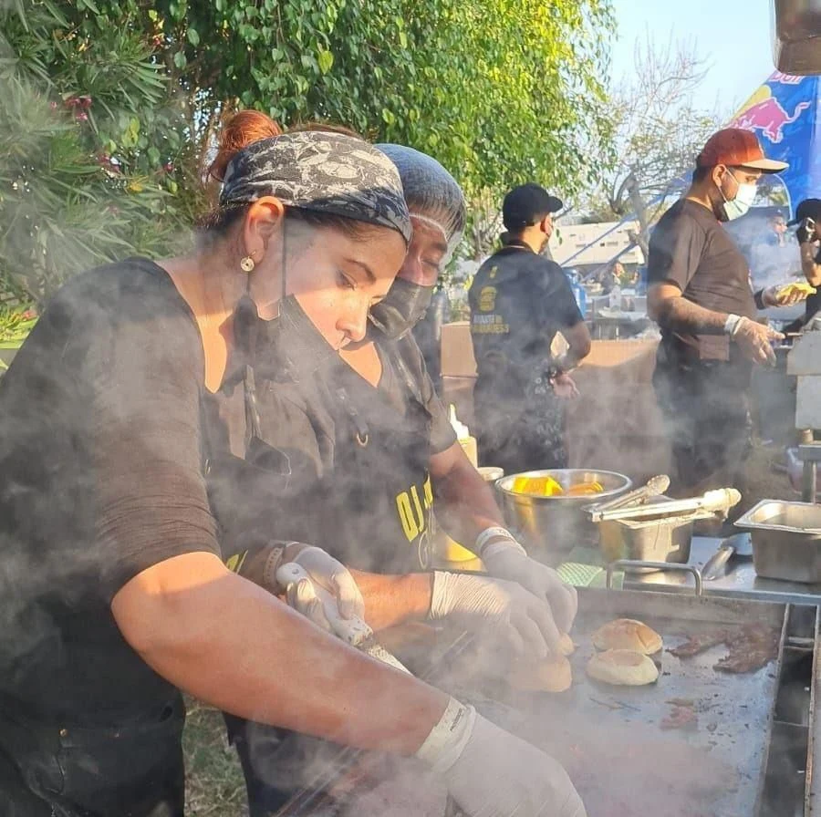 “Para mí, migrar fue una decisión difícil, pero siempre he sido una persona soñadora. Dejar todo atrás fue doloroso, pero sabía que en Perú tendría la oportunidad de seguir creciendo”. (Foto: Rosmery Cañas)