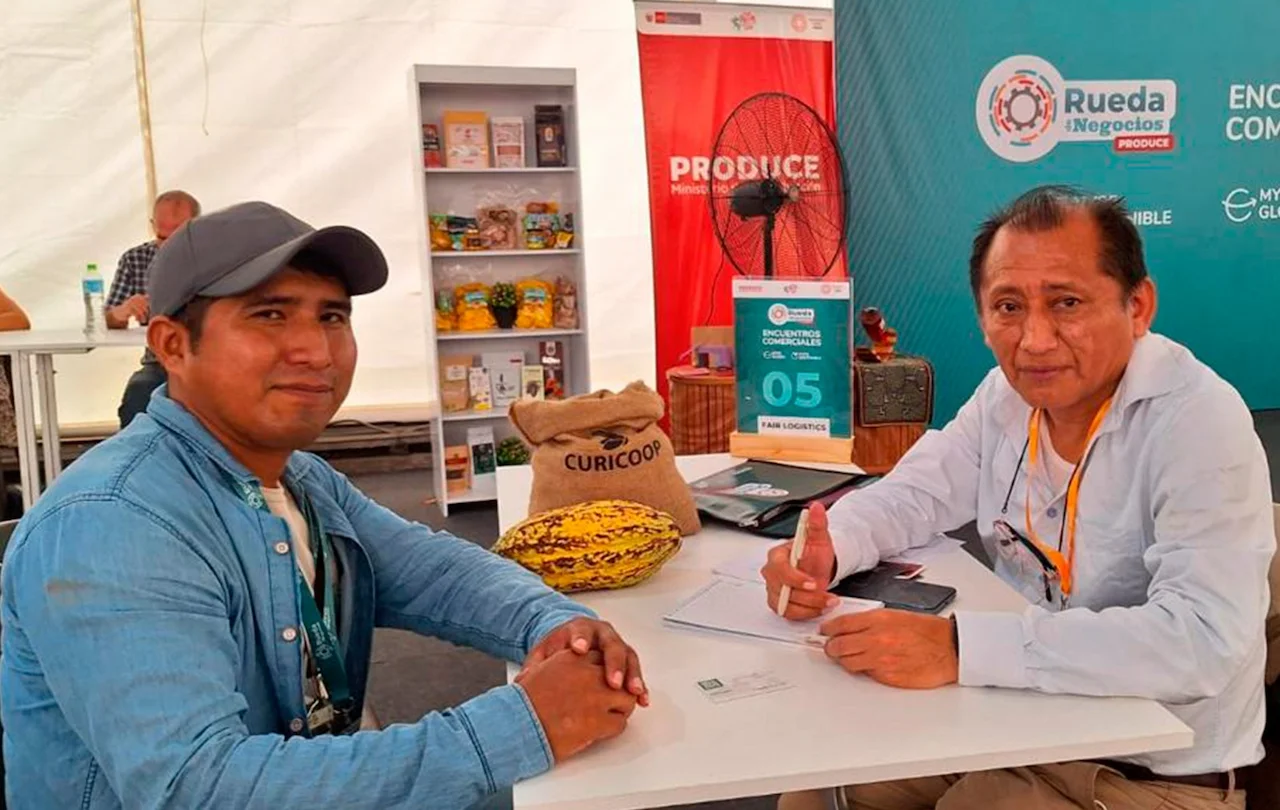 28 organizaciones amazónicas cierran negocios en feria APEC de Ucayali
