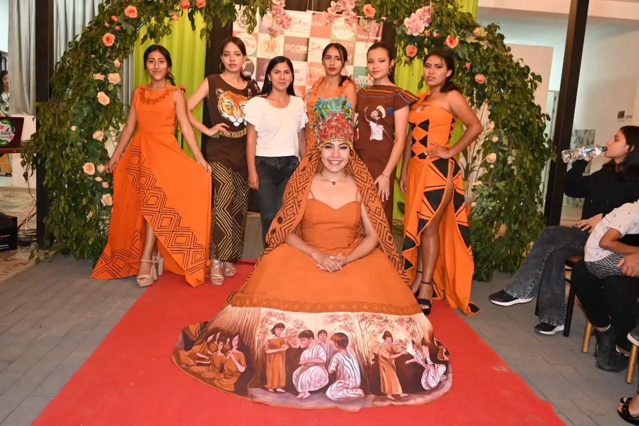 Satipo brilla con moda étnica y riqueza cultural en pasarela