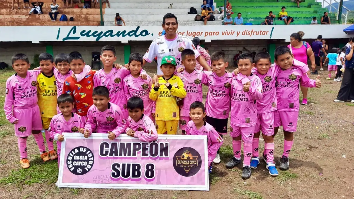 Equipo de Tingo María avanza a etapa regional de torneo de fútbol