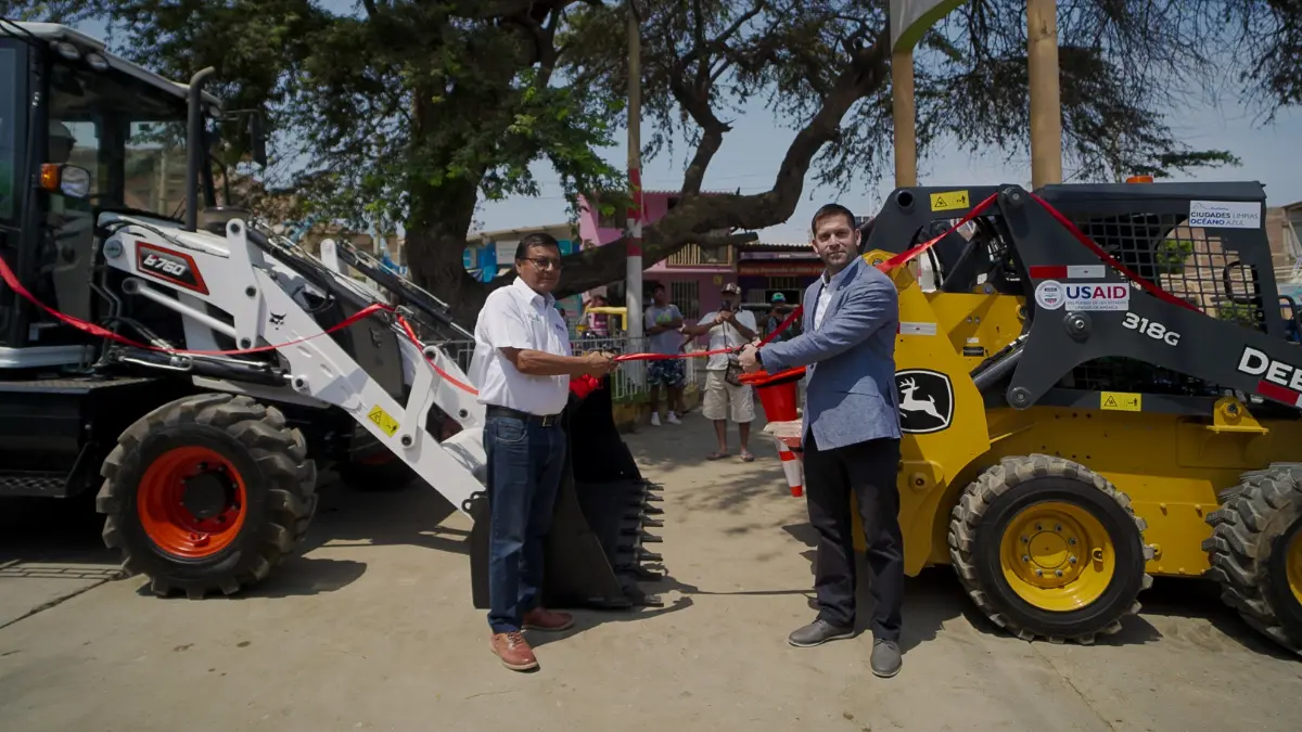 Nuevas maquinarias optimizarán el manejo del botadero municipal en Máncora