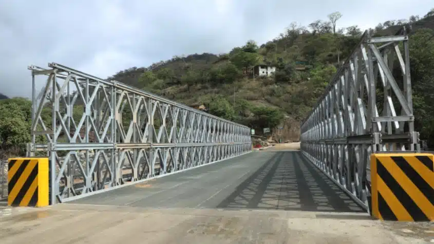 Instalan siete puentes modulares en Satipo