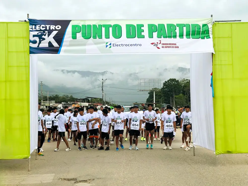 Carrera Electro5K congregó a 84 jóvenes atletas en Satipo