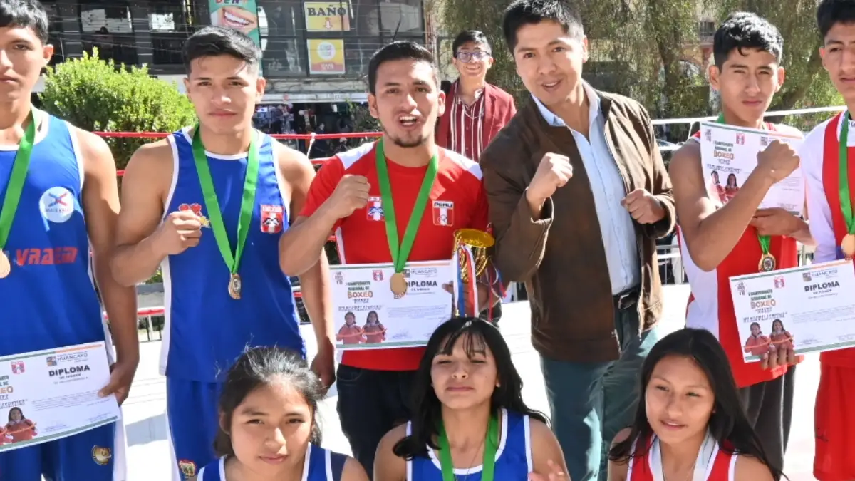 Del ring al TikTok- Boxeador satipeño promueve deporte a través de las redes sociales