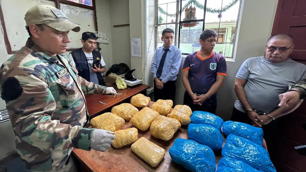 Incautan más de 16 kilos de cocaína en bus interprovincial en San Martín
