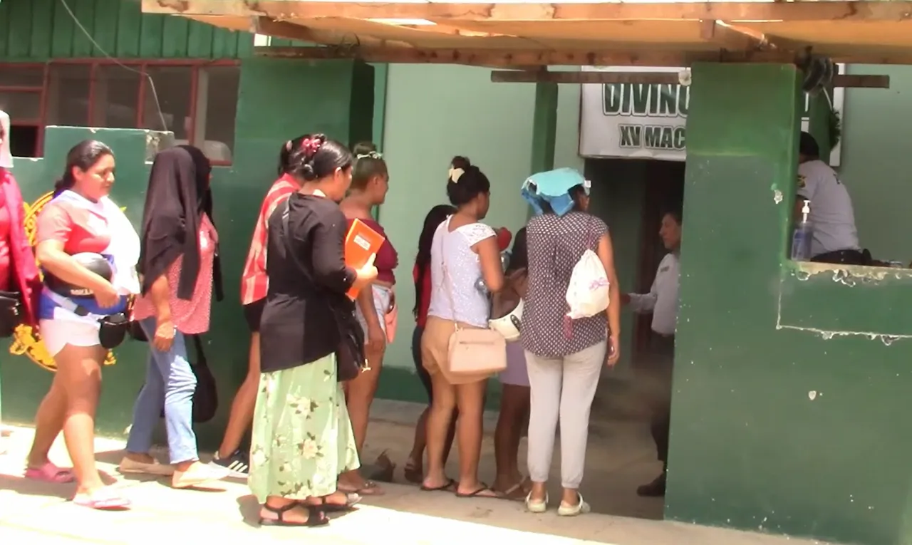 Madre de Dios: Estafan a padres de familia con ceremonia de graduación en jardín inicial