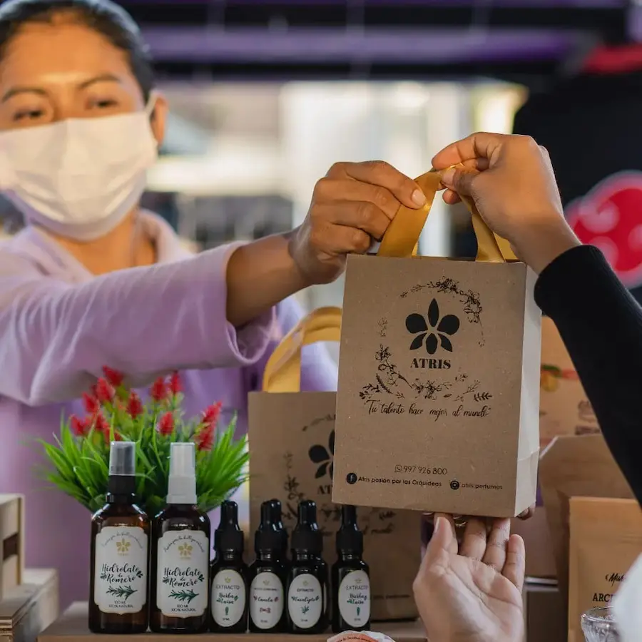 Atris es una tienda virtual con productos derivados de orquídeas, plantas aromáticas y cítricos.