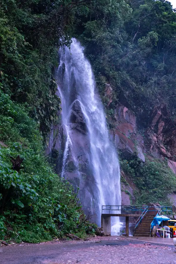 La catarata fue descubierta por el misionero Francisco Alonso de Abad en 1757.