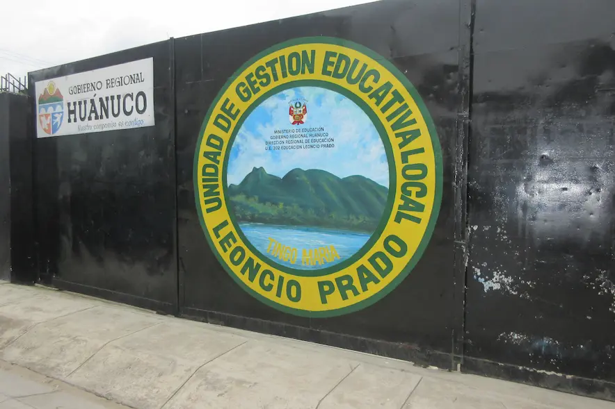 HUÁNUCO: De acuerdo a la especialista de la UGEL, los más afectados por la falta de mantenimiento de los colegios serían los niños. (Foto: Inforegión).