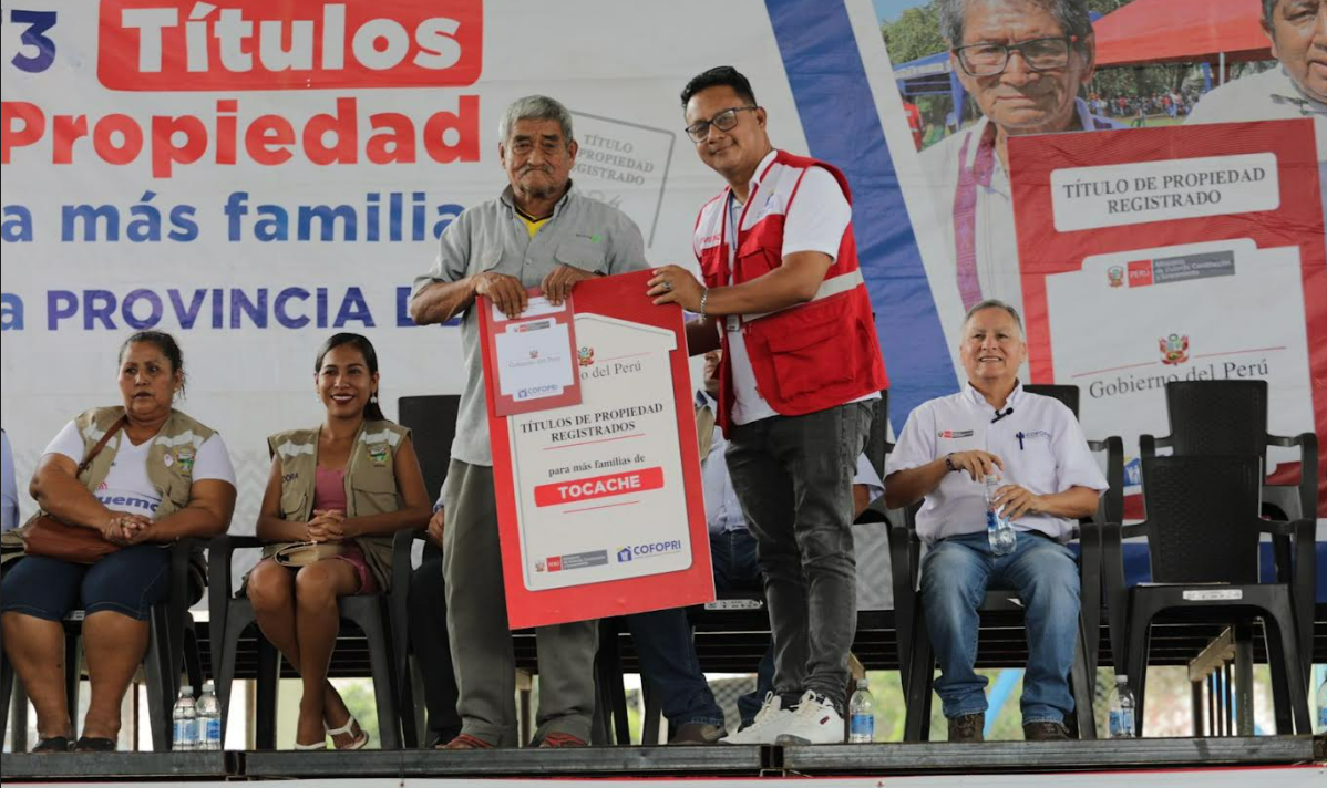 San Martín: Benefician a más de 3300 familias en Uchiza con títulos de propiedad