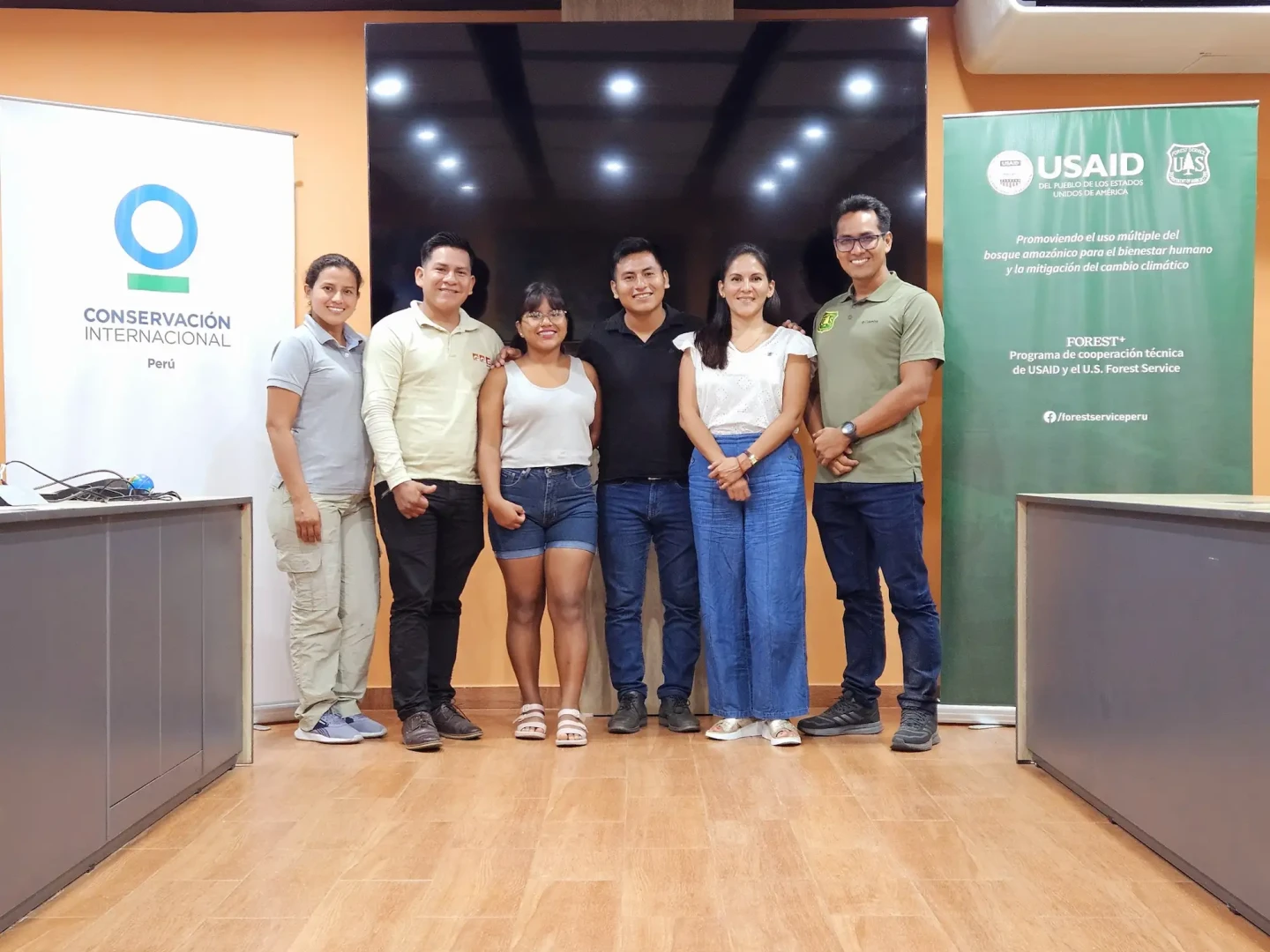 Jóvenes líderes de Loreto seleccionados por el Programa Jóvenes por la Amazonía.