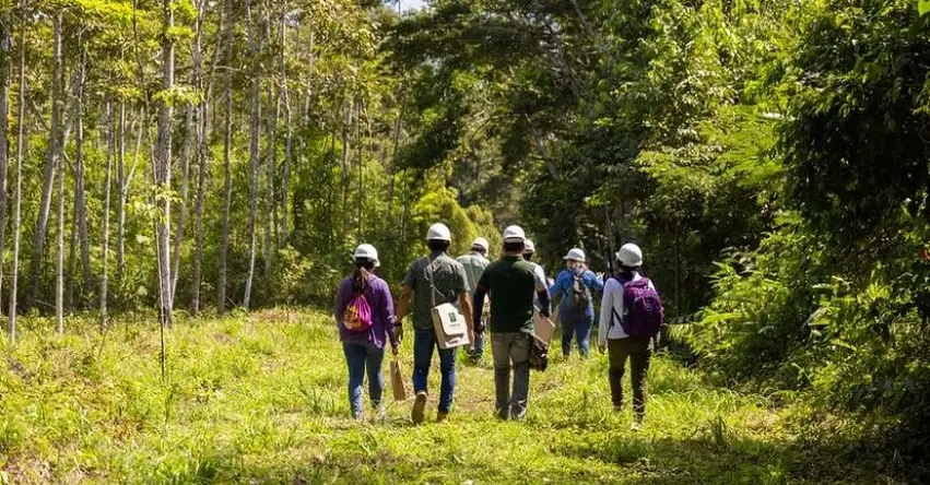 Mujeres al frente de la gestión forestal y de fauna silvestre