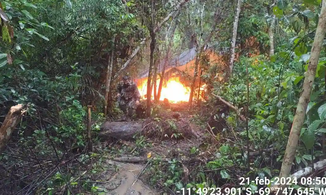 Madre de Dios: Destruyen dos laboratorios para elaboración de cocaína en Tahuamanu