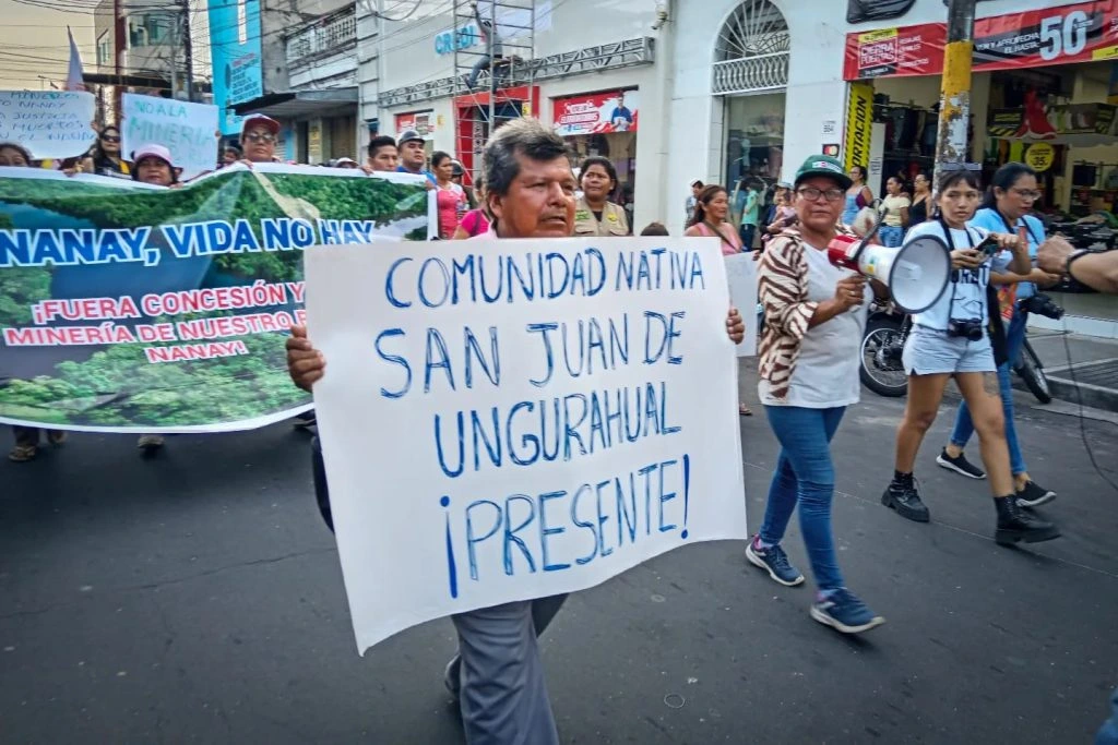 Primera-movilizacion-en-defensa-del-Rio-Nanay-en-Iquitos-Foto-Rene-Ruiz--CAAAP.webp