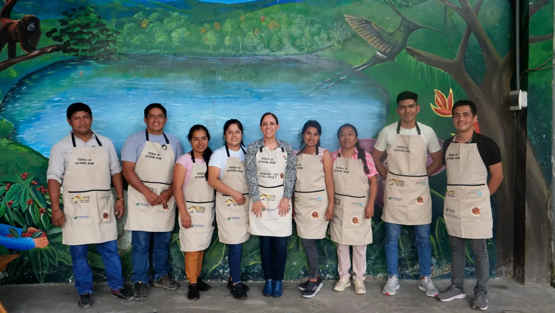 Escuela de Catación del Bosque de Protección Alto Mayo, brindó certificación a locales para ser catadores profesionales de café.