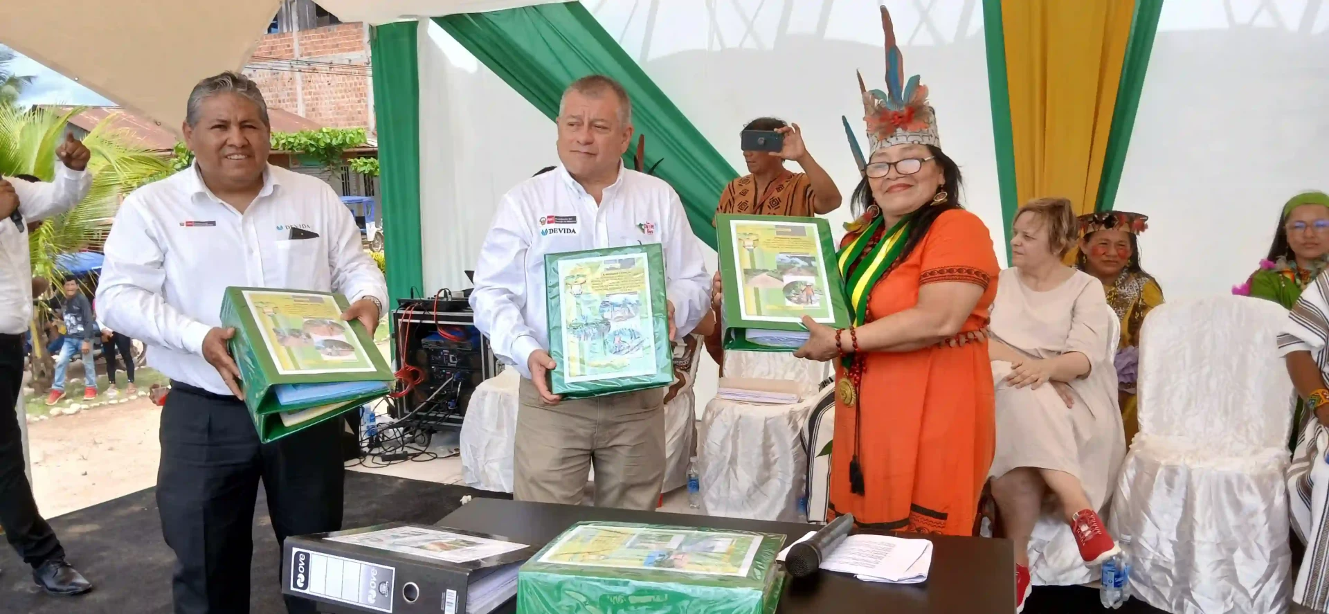 Pasco: Inician proyecto de reforestación en zonas degradas por cultivos ilícitos