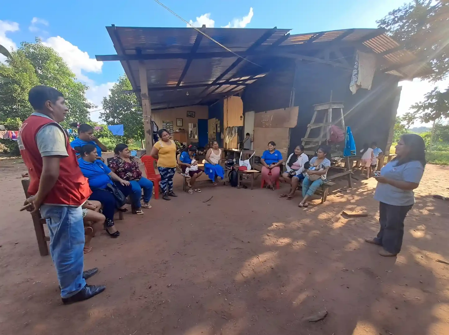 Madre de Dios: Capacitan a lideresas de comunidades para prevenir violencia de género