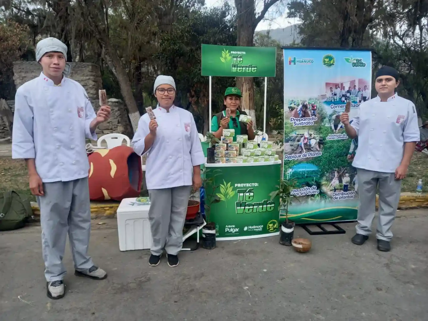 Hilda García: Una líder que impulsa el té verde y chupetes medicinales en Huánuco 