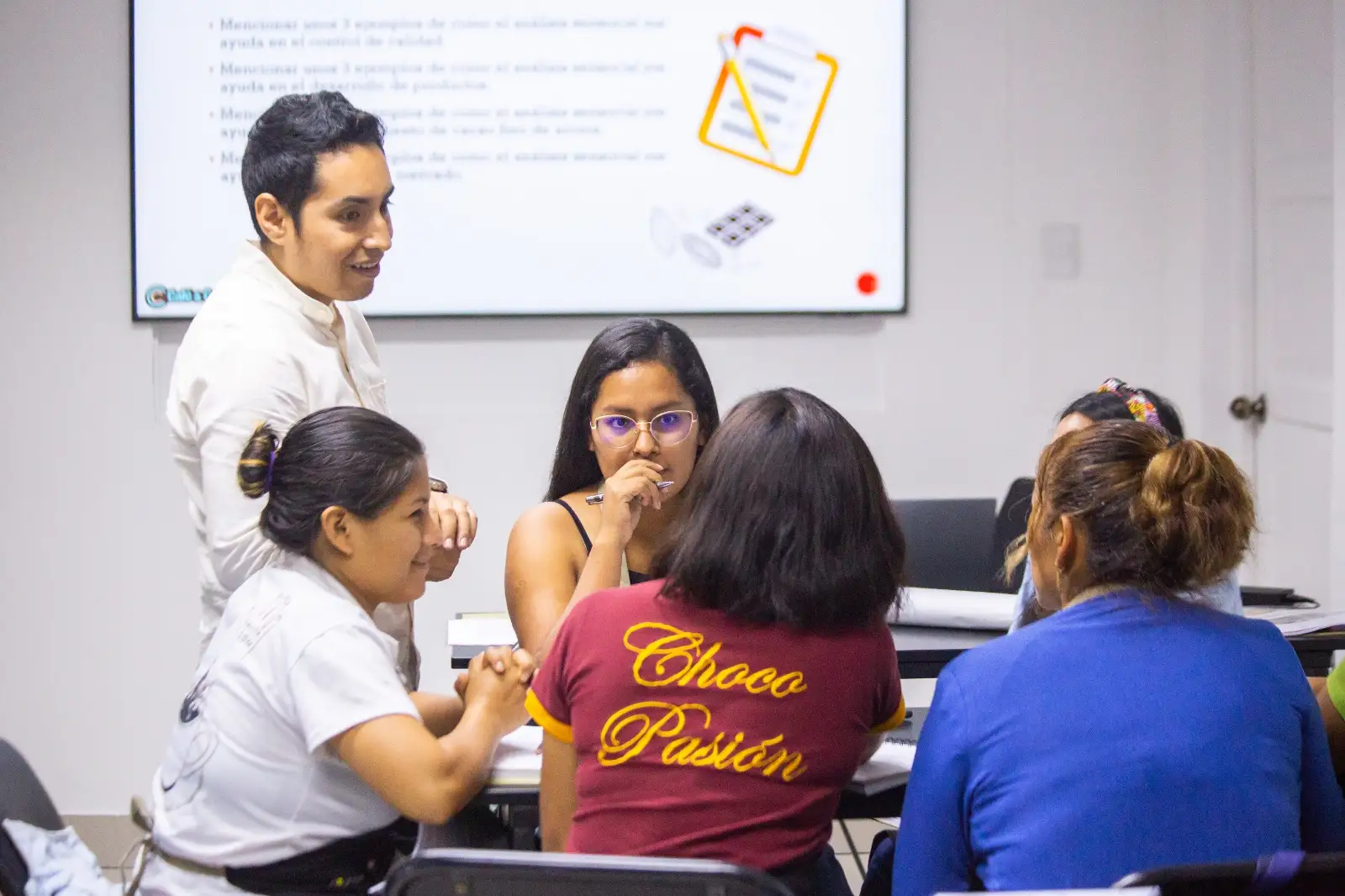 Jackeline Saccatoma: Becaria huanuqueña destaca en la Escuela de Catadores de Cacao y Chocolate