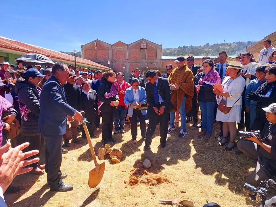 III-Huamalies-recibe-S_-100-000-para-renovar-colegios-en-precarias-condiciones.webp