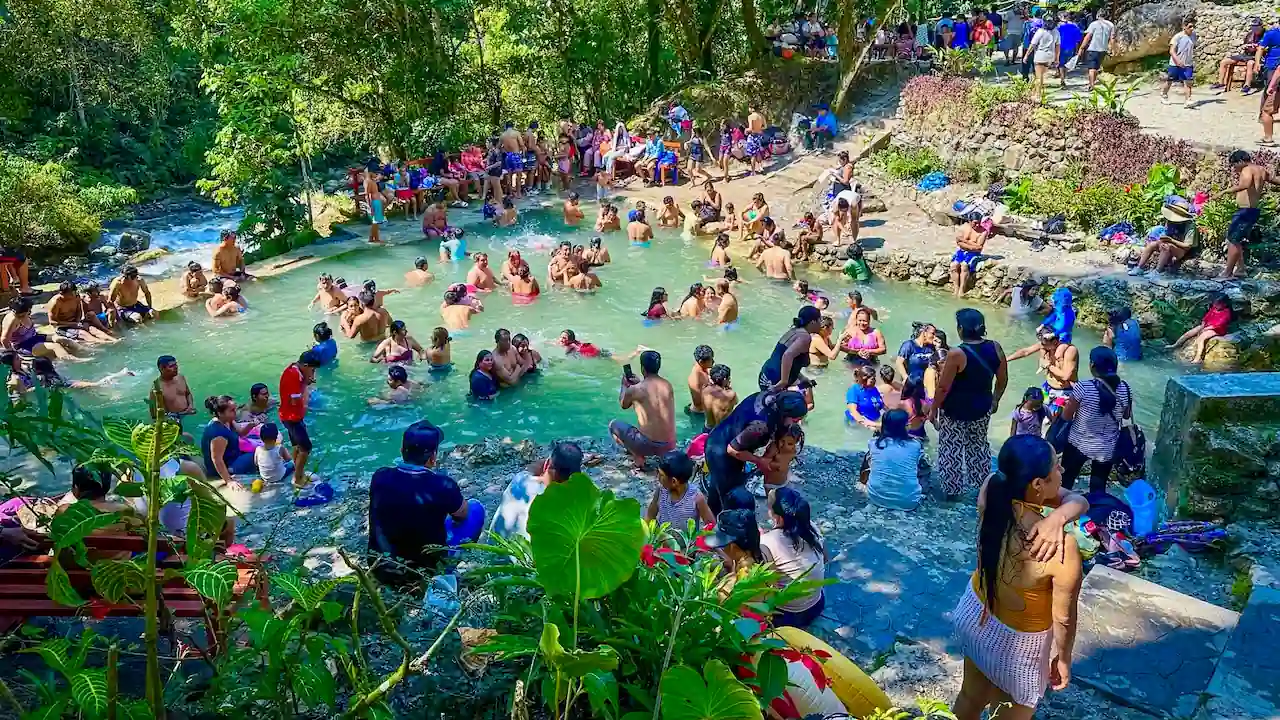 Tingo María recibió a más de 21 000 turistas por Fiestas Patrias