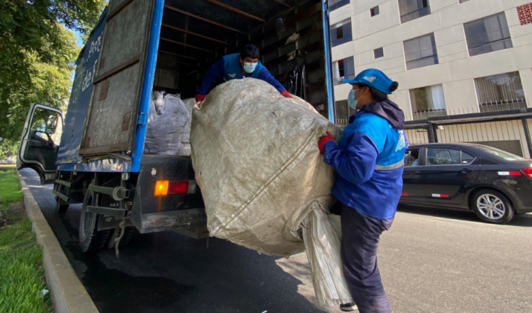 Todos sumamos: El reto de formalizar la cadena de reciclaje en el Perú