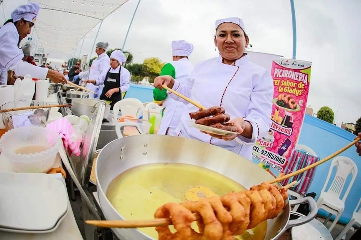 Gladys Acosta, embajadora de Satipo, obtiene segundo lugar en Concurso Nacional de Picarones