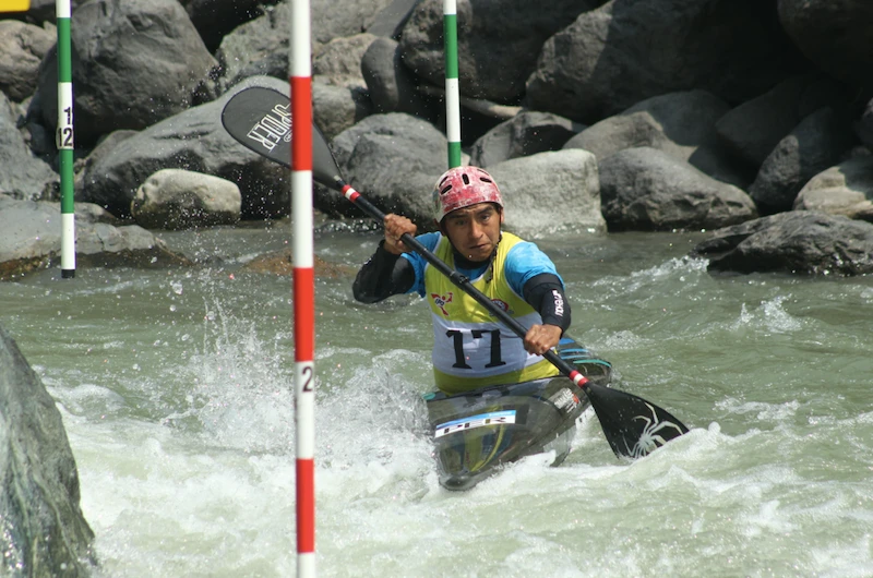 II-Monzon-celebro-la-competencia-nacional-de-canotaje-kayak-y-rafting-I.webp