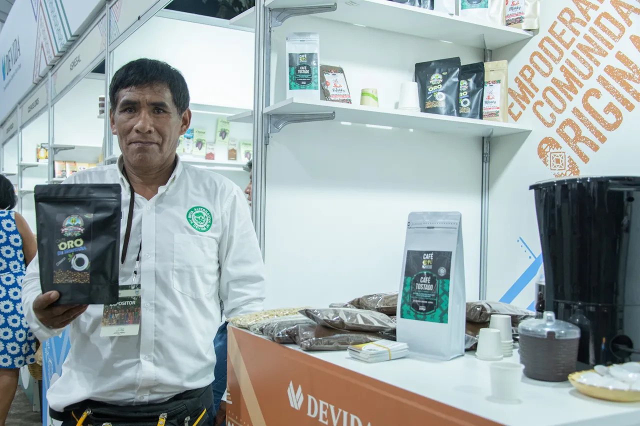 Foro APEC 2024: Emprendedores amazónicos muestras sus productos en la Expo Ucayali