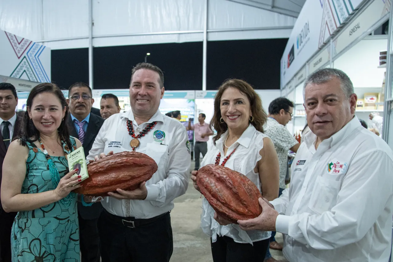 Foro APEC 2024: Emprendedores amazónicos muestras sus productos en la Expo Ucayali