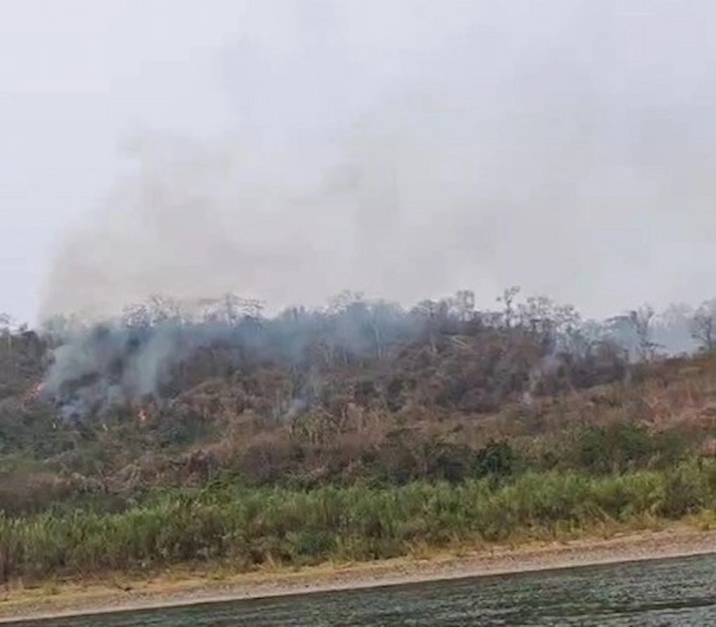 Satipo: Combaten incendio forestal en comunidad nativa Tsiquireni