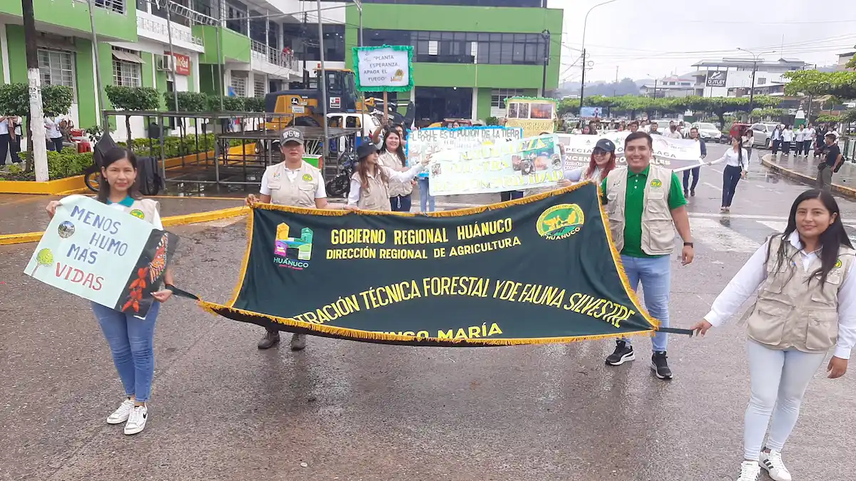 Lluvias y movilización ciudadana combaten incendios forestales en Leoncio Prado