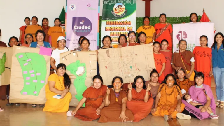 Lideresas y autoridades impulsan la prevención de la violencia contra la mujer en Satipo