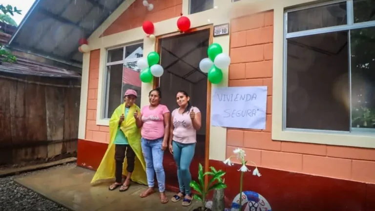 77 familias de Monzón reciben viviendas resistentes al friaje y heladas-1 (1)