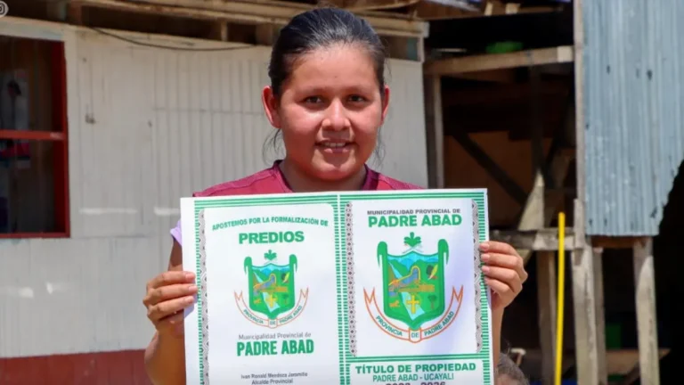 119 familias de Nueva Mériba reciben títulos de propiedad