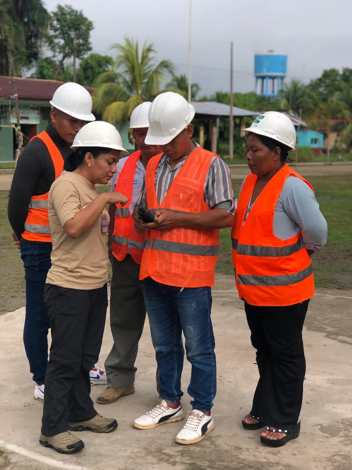 Capacitan con Mochila Forestal a comunidades en Loreto_2